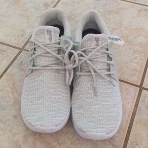 avia men's caged knit athletic shoes